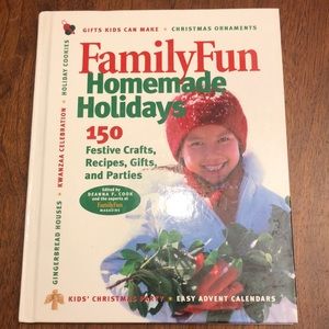 Family Fun Homemade Holidays hardcover Book